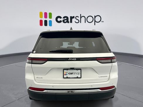Used 2023 Jeep Grand Cherokee Laredo w/ Luxury Tech Group I AWD/4WD image 4