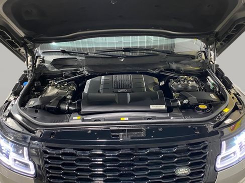 Used 2019 Land Rover Range Rover Supercharged image 25