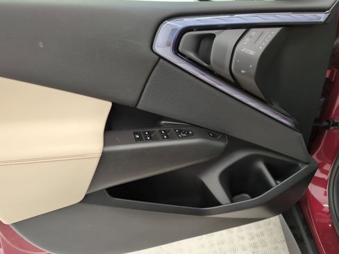 Used 2025 BMW X3 xDrive30i w/ Premium Package image 12