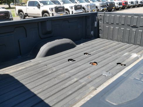 Used 2024 GMC Sierra 3500 AT4 w/ Technology Package AWD/4WD image 38