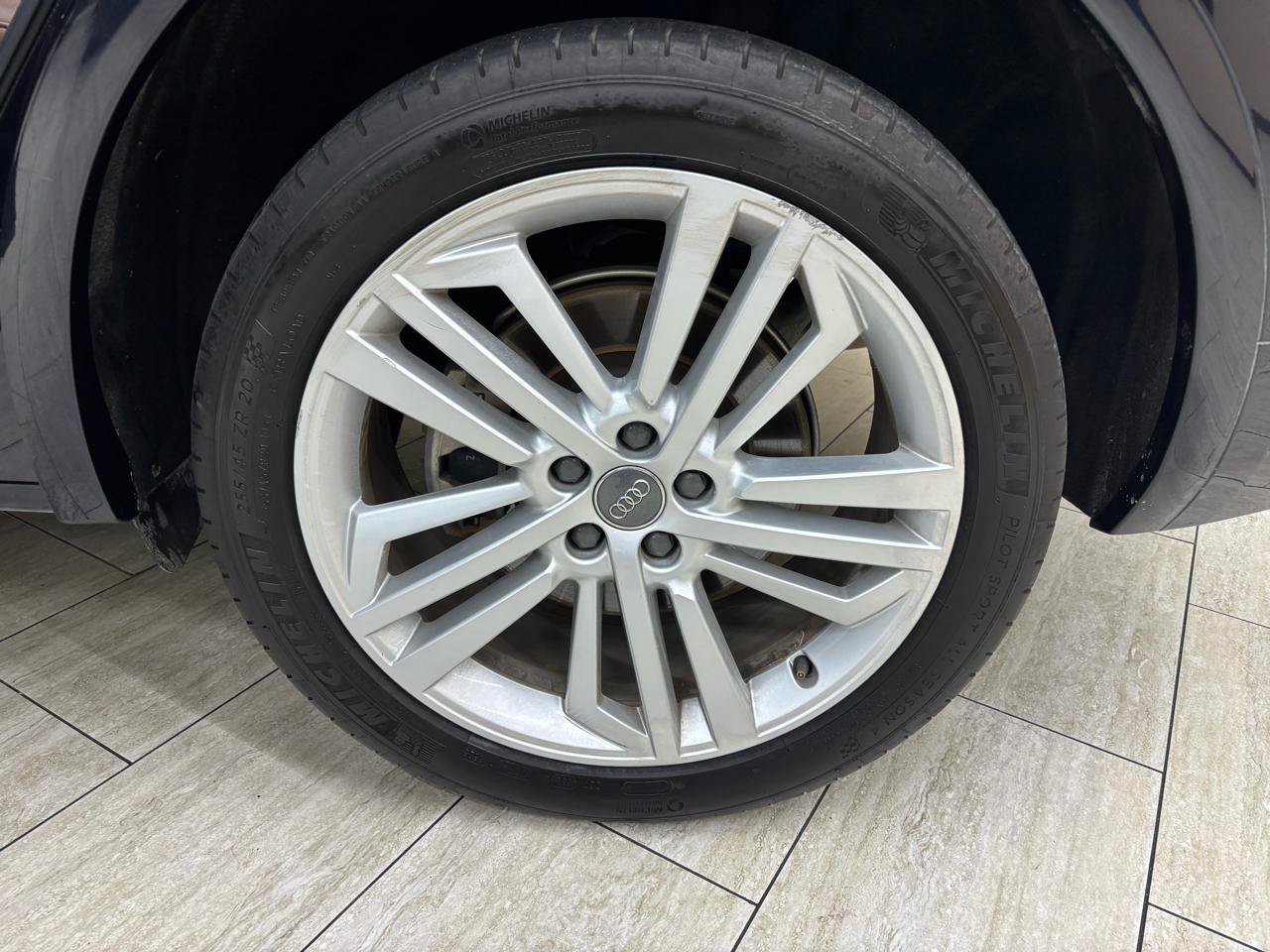 Used 2018 Audi Q5 2.0T Premium Plus w/ Premium Plus Package AWD/4WD image 36