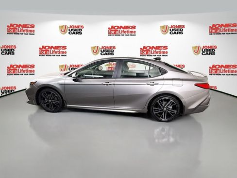 Used 2025 Toyota Camry XSE image 14