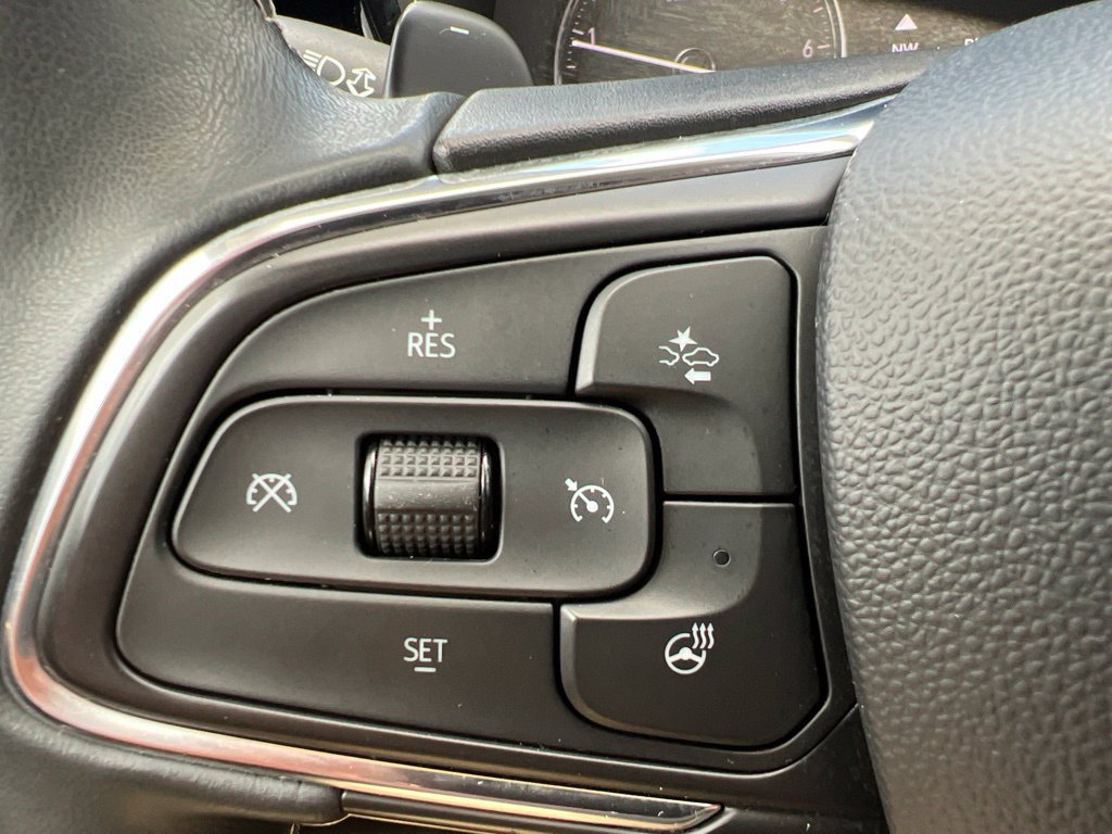 Used 2023 Buick Envision Avenir FWD image 14