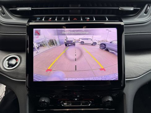 Used 2025 Jeep Grand Cherokee Limited 4xe w/ MOPAR Finishing Package image 23