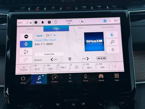 Used 2022 Jeep Grand Cherokee Summit w/ Luxury Tech Group V RWD image 24