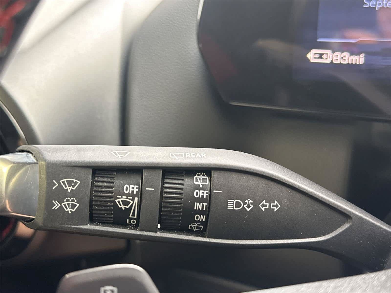 Used 2024 Chevrolet Equinox EV RS FWD image 27