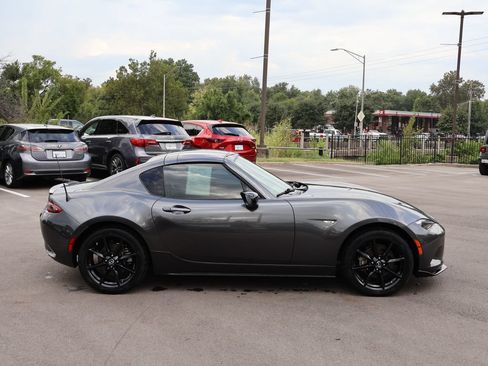 Used 2019 MAZDA MX-5 Miata RF Club RWD image 9