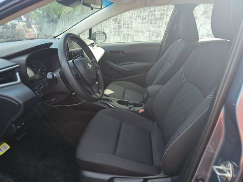 Used 2023 Toyota Corolla LE FWD image 8