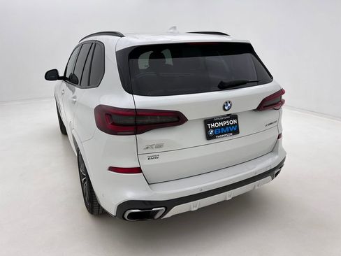 Used 2021 BMW X5 xDrive40i w/ M Sport Package image 8