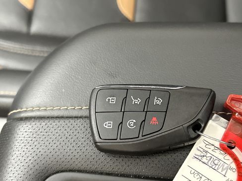 Used 2023 GMC Yukon AT4 w/ AT4 Premium Plus Package AWD/4WD image 47