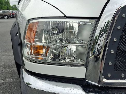 Used 2017 RAM 2500 SLT AWD/4WD image 11