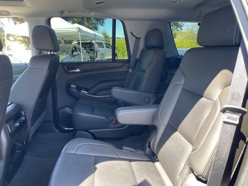 Used 2018 Chevrolet Tahoe LT w/ Luxury Package AWD/4WD image 9