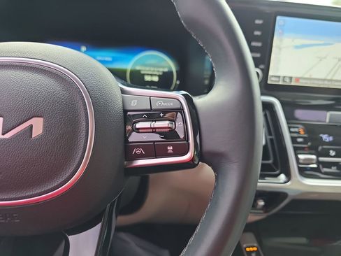 Used 2023 Kia Sorento SX image 22