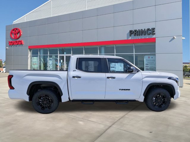 New 2026 Toyota Tundra SR5 w/ SR5 Convenience Package RWD image 3