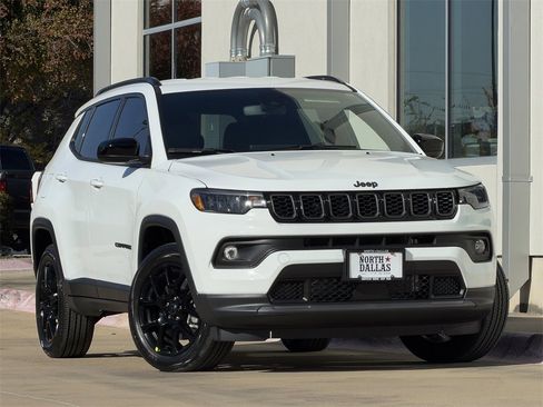 New 2026 Jeep Compass Latitude image 2