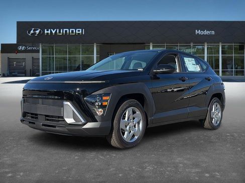 New 2026 Hyundai Kona SE image 1