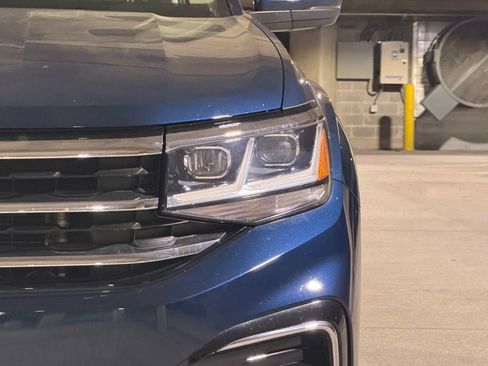 Used 2022 Volkswagen Atlas SEL Premium AWD/4WD image 10