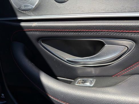 Used 2018 Mercedes-Benz E 43 AMG 4MATIC Sedan image 38
