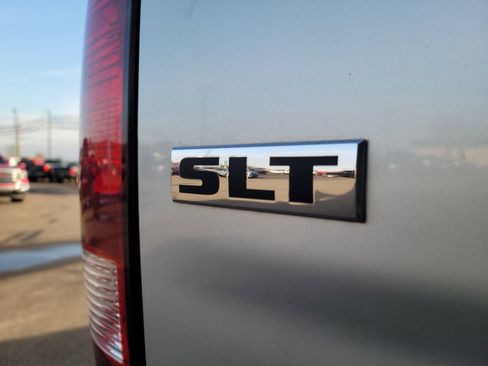 Used 2012 RAM 2500 SLT image 18