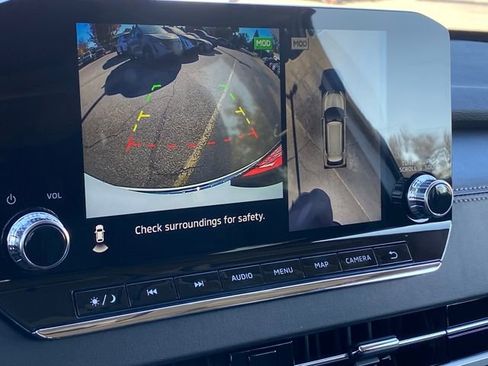 New 2025 Mitsubishi Outlander SE image 22