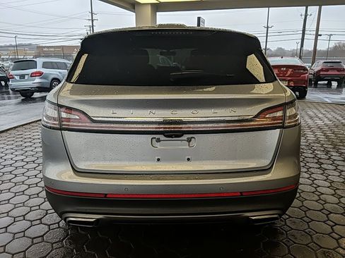 Used 2021 Lincoln Nautilus Reserve w/ Equipment Group 201A image 6