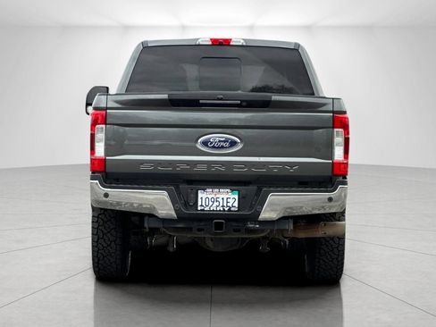 Used 2017 Ford F250 Lariat w/ Lariat Ultimate Package AWD/4WD image 4