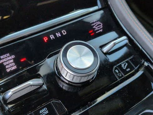 Certified 2023 Jeep Grand Cherokee Summit AWD/4WD image 34