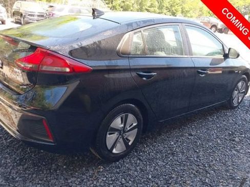 Used 2018 Hyundai Ioniq Blue FWD image 4