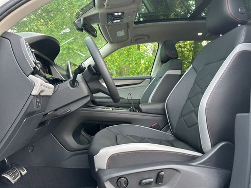 New 2026 Volkswagen Atlas Peak Edition AWD/4WD image 8