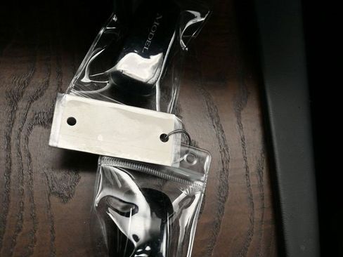 Used 2018 Tesla Model X 100D image 34