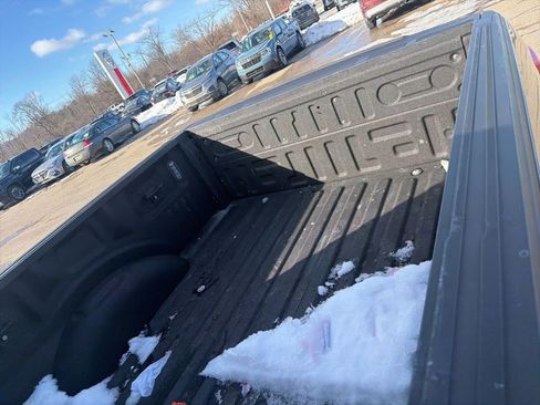 Used 2021 Ford F150 XLT w/ Equipment Group 302A High image 5