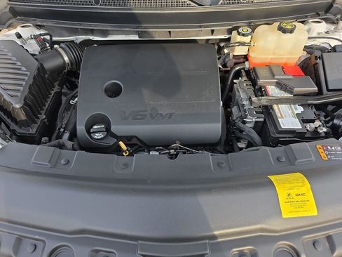 Used 2018 Buick Enclave Premium image 13