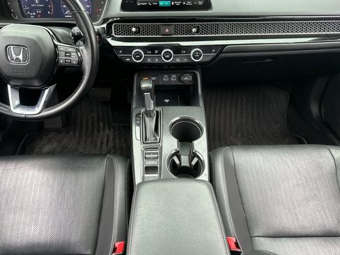 Used 2024 Honda Civic Touring image 4