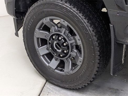 Certified 2023 Ford F250 Lariat w/ Lariat Ultimate Package image 5