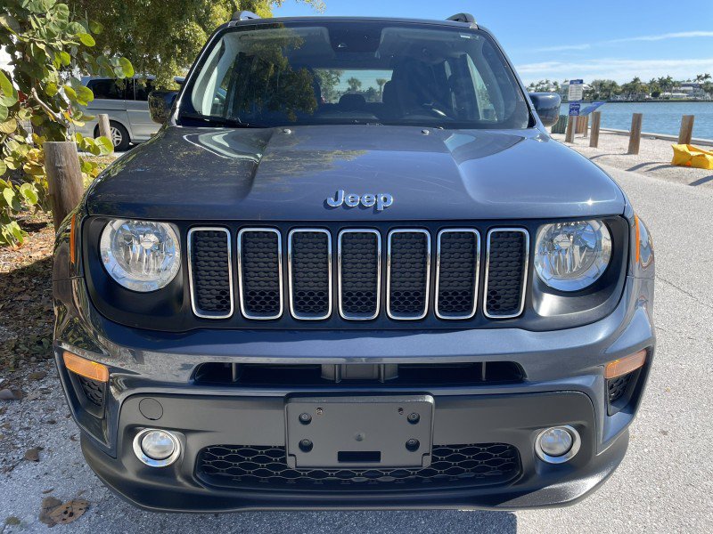 Used 2021 Jeep Renegade Latitude w/ Convenience Group AWD/4WD image 4