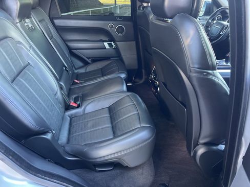 Used 2019 Land Rover Range Rover Sport HSE Dynamic image 14