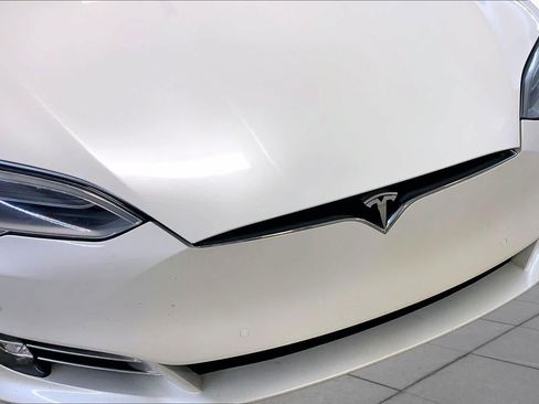Used 2020 Tesla Model S Long Range Plus AWD/4WD image 32