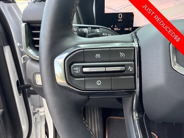 Used 2026 GMC Terrain AT4 AWD/4WD image 13