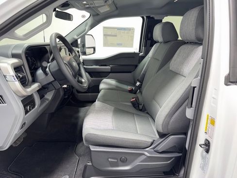 New 2026 Ford F350 XLT w/ FX4 Off-Road Package image 13