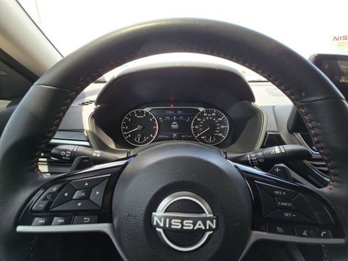 Used 2024 Nissan Altima 2.5 SR w/ SR Premium Package AWD/4WD image 25