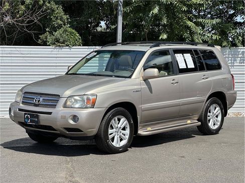 Used 2007 Toyota Highlander Limited AWD/4WD image 6