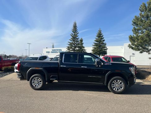Used 2021 GMC Sierra 3500 Denali w/ Denali Ultimate Package AWD/4WD image 4