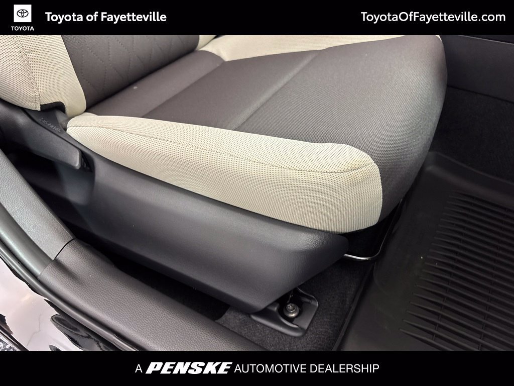 Used 2027 Toyota Corolla LE w/ LE Premium Package FWD image 11