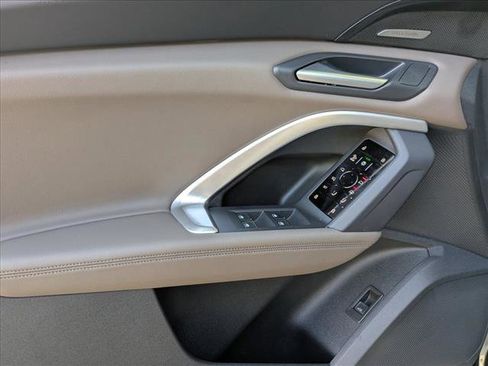 New 2025 Audi Q5 Premium Plus image 16