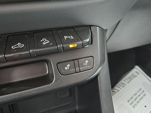 Used 2020 Chevrolet Colorado Z71 image 65