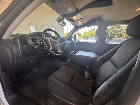 Used 2014 Chevrolet Silverado 3500 LT w/ Custom Sport Truck Package image 32