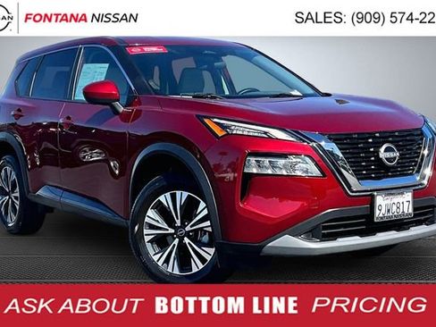Certified 2023 Nissan Rogue SV FWD image 1