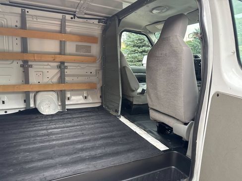Used 2012 Ford E-250 and Econoline 250 w/ PWR Group RWD image 14