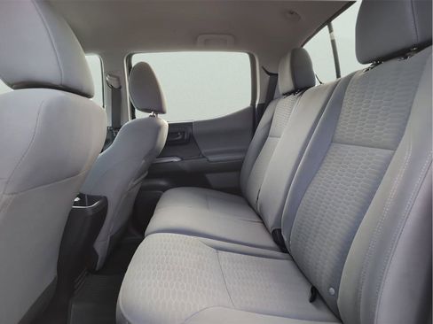 Used 2019 Toyota Tacoma SR5 image 33