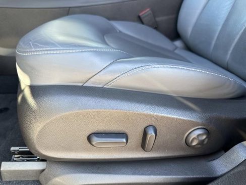 Used 2020 Buick Envision Essence image 9